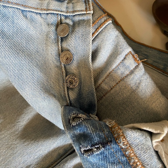 Levi’s - Picture 5 of 6